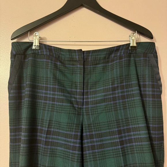 Talbots Plaid Ankle Pants Green Women Size  14W - Picture 2 of 8